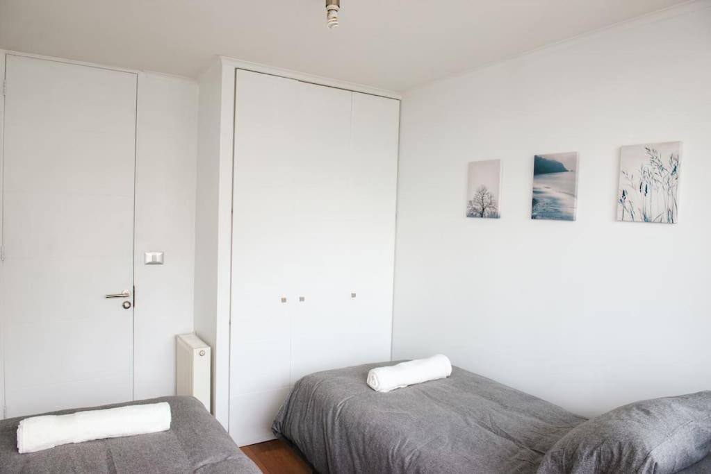 Moderno Y Comodo Departamento En Condes Apartamento Santiago